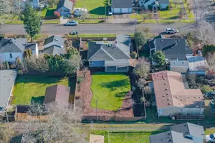 368 S 6th St, Independence, OR 97351 - Photo 43