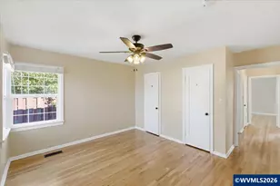 368 S 6th St, Independence, OR 97351 - Photo 27