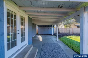 368 S 6th St, Independence, OR 97351 - Photo 33