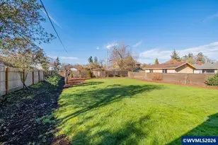 368 S 6th St, Independence, OR 97351 - Photo 37