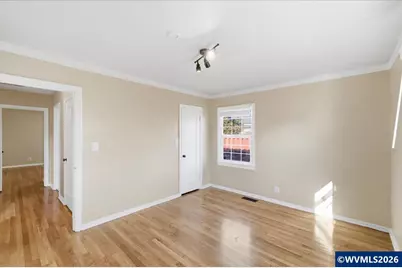 368 S 6th St, Independence, OR 97351 - Photo 21