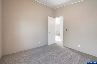 860 W Ellendale Av, Dallas, OR 97338 - Photo 33