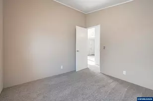 860 W Ellendale Ave, Dallas, OR 97338 - Photo 33