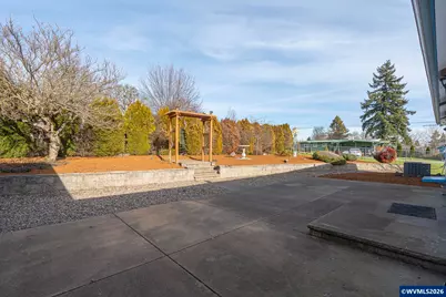 860 W Ellendale Av, Dallas, OR 97338 - Photo 11