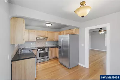 750 E Oak St, Lebanon, OR 97355 - Photo 11