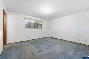 30684 Peterson Rd, Corvallis, OR 97333 - Photo 19