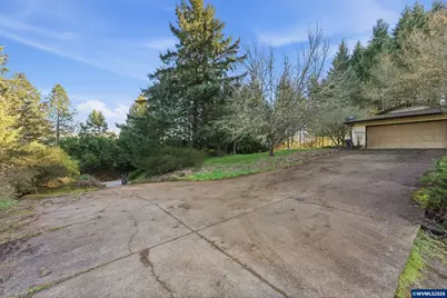 30684 Peterson Rd, Corvallis, OR 97333 - Photo 3