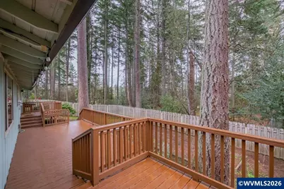 2225 NW Estaview Cir, Corvallis, OR 97330 - Photo 5