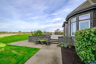 2554 Cole Rd, Salem, OR 97306 - Photo 9