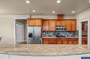 5830 Pikes Pass St SE, Salem, OR 97306 - Photo 11