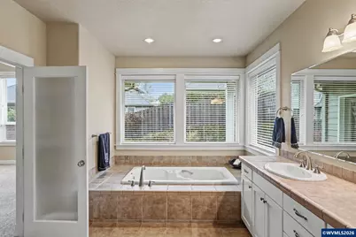 5830 Pikes Pass St SE, Salem, OR 97306 - Photo 23