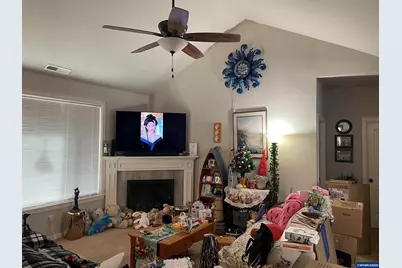 408 SW Oak St, Willamina, OR 97396 - Photo 15