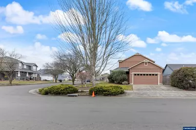 505 Montclair Dr NE, Albany, OR 97322 - Photo 3