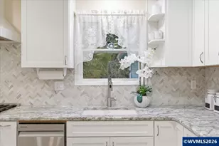 2517 NW Gibson Hill Rd, Albany, OR 97321 - Photo 9