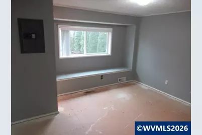 4748 Paul Ct NE, Salem, OR 97305 - Photo 15