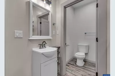 621 SE 4th Av, Albany, OR 97231 - Photo 29