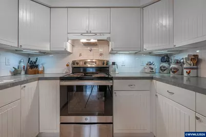 1562 SW Levens St, Dallas, OR 97338 - Photo 11