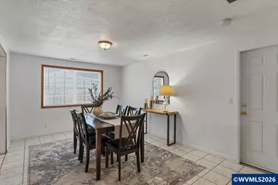 1035 Sparrow Dr NE, Salem, OR 97301 - Photo 11