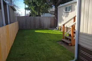 16901 SE Division St, Portland, OR 97236 - Photo 15