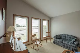 3425 Southwood Dr, Philomath, OR 97370 - Photo 9