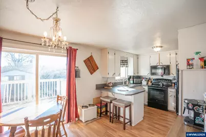 3140 Lyon St SW, Albany, OR 97322 - Photo 7