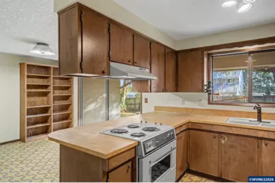 4260 Barrett St S, Salem, OR 97302 - Photo 15