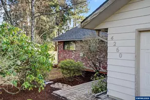 4260 Barrett St S, Salem, OR 97302 - Photo 3