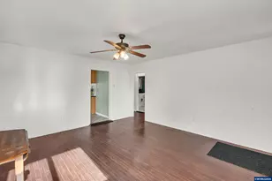 605 Hickory St NE, Salem, OR 97301 - Photo 7