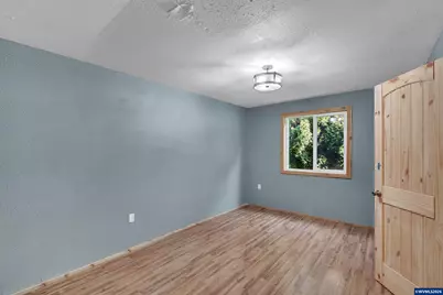 605 Hickory St NE, Salem, OR 97301 - Photo 21