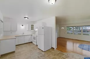 3668 SE Peck Av, Salem, OR 97302 - Photo 13