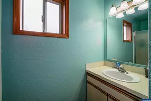 1526 Royalty Dr NE, Salem, OR 97301 - Photo 17