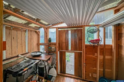 1526 Royalty Dr NE, Salem, OR 97301 - Photo 27