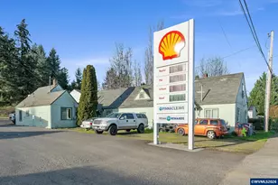 764 NE Main St, Willamina, OR 97396 - Photo 5