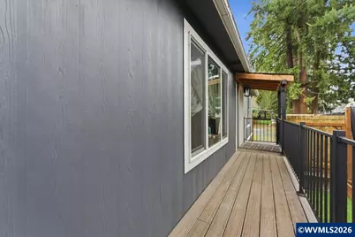 620 SE 2nd Av, Canby, OR 97013 - Photo 5