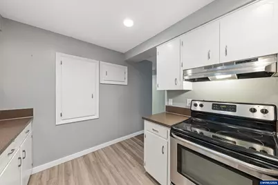 1317 Parkway Dr NW, Salem, OR 97304 - Photo 15