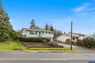 1317 Parkway Dr NW, Salem, OR 97304 - Photo 3