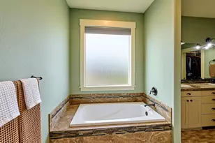 1508 Crestview Dr, Silverton, OR 97381 - Photo 17