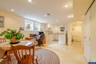 821 6th Ave SW, Albany, OR 97321 - Photo 37