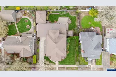 821 6th Av SW, Albany, OR 97321 - Photo 3