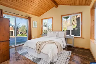 9275 SE Terrace View Ct, Amity, OR 97101 - Photo 11