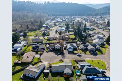 2968 Kalmia Ct, Sweet Home, OR 97386 - Photo 11