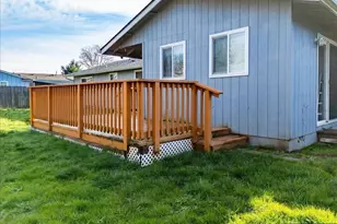 2968 Kalmia Ct, Sweet Home, OR 97386 - Photo 13