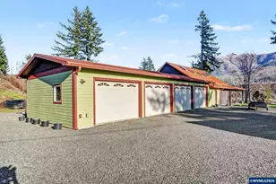 32365 N Fork Rd SE, Lyons, OR 97358 - Photo 41