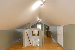 490 W Maple St, Lebanon, OR 97355 - Photo 27