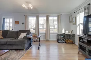 490 W Maple St, Lebanon, OR 97355 - Photo 9