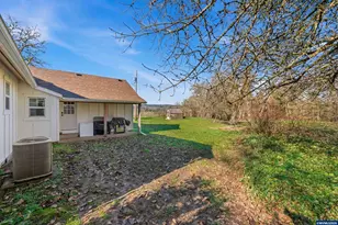 24291 SW Rogers Rd, Sheridan, OR 97378 - Photo 31