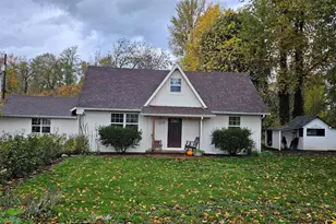 24291 SW Rogers Rd, Sheridan, OR 97378 - Photo 1