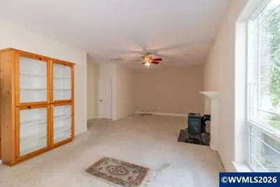 4374 Log Dr NE, Salem, OR 97305 - Photo 17