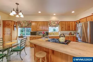 4374 Log Dr NE, Salem, OR 97305 - Photo 7