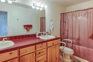 4374 Log Dr NE, Salem, OR 97305 - Photo 31